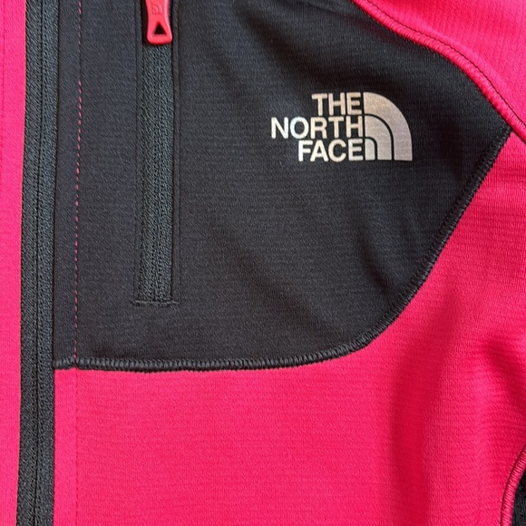 The North Face Flash Dry Top - Picture 4 of 5